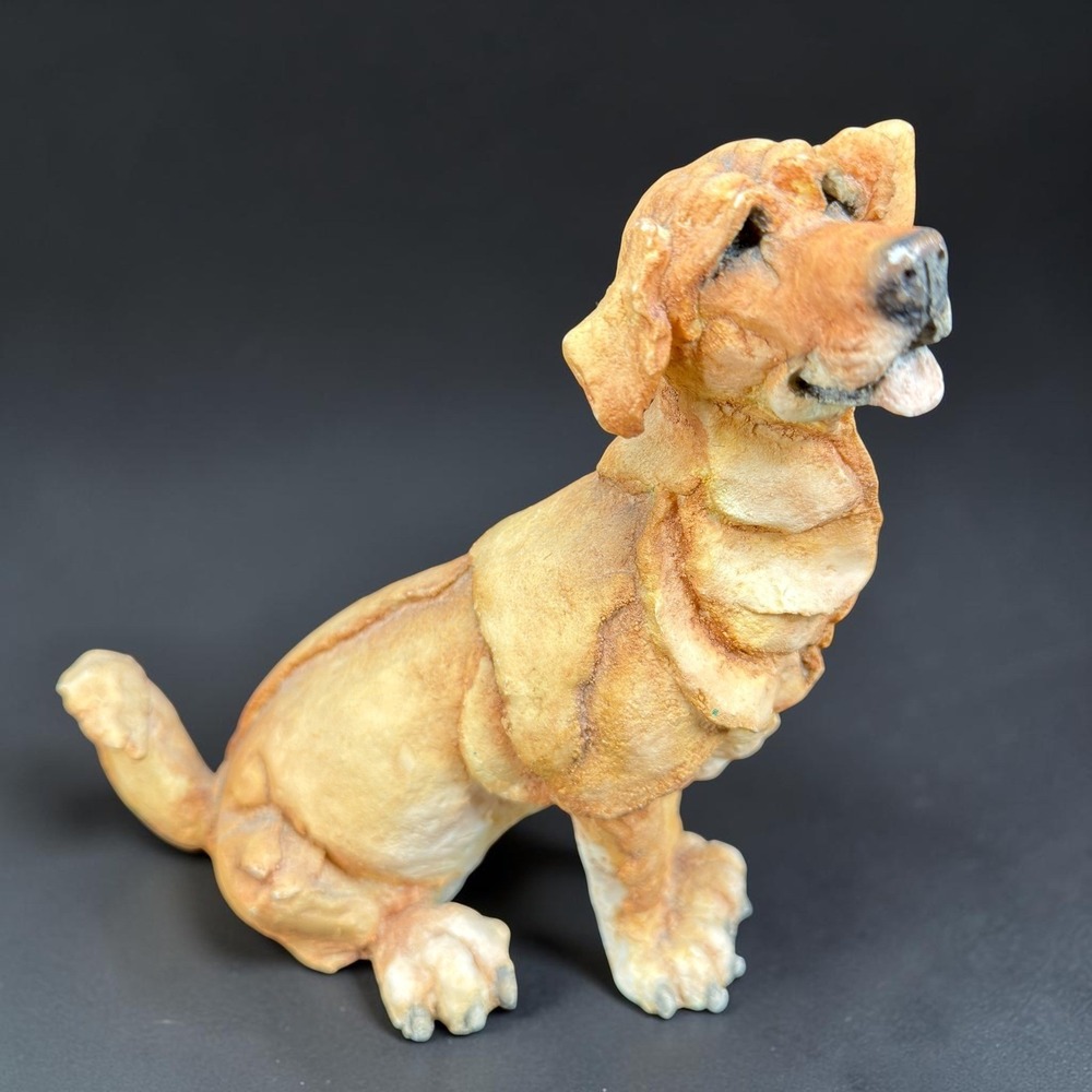 A Breed Apart Golden Retriever Figurine 70005 Country Artists 2001 Dog Statue 7"